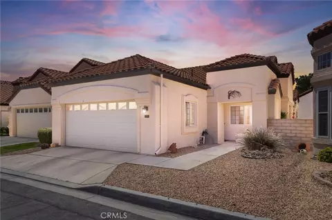 11556 Winifred Dr, Apple Valley, CA 92308