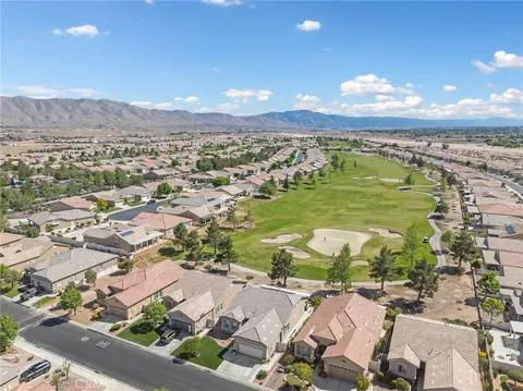 View/Area - 10812 Katepwa St, Apple Valley, CA 92308 photo 3 of 8