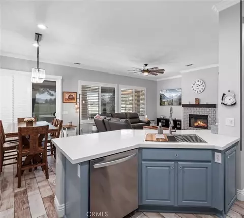 Kitchen - 10812 Katepwa St, Apple Valley, CA 92308 photo 3 of 3