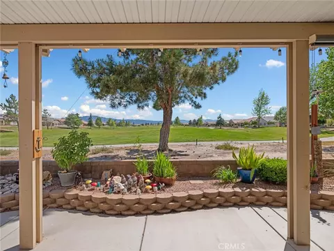 Exterior - 10812 Katepwa St, Apple Valley, CA 92308 photo 4 of 10