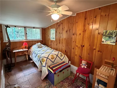 Bedroom - 14169 Pollard, Lytle Creek, CA 92358 photo 3 of 4