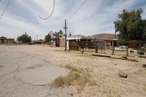 Exterior - 35421 Mojave, Daggett, CA 92327 photo 7 of 10