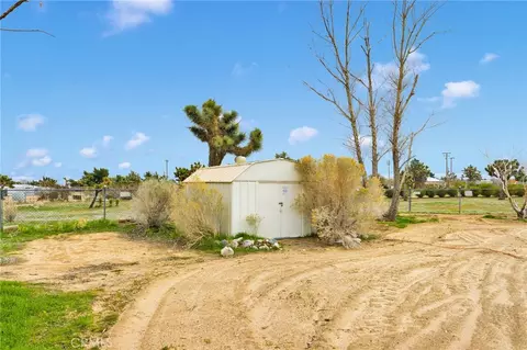 6450 Maricopa Rd, Phelan, CA 92371 photo 26
