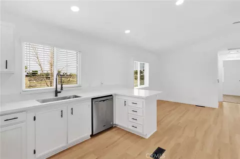 6450 Maricopa Rd, Phelan, CA 92371 photo 13