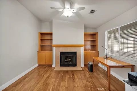 Living - 16258 Chiwi, Apple Valley, CA 92307 photo 4 of 4
