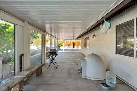 Exterior - 16258 Chiwi, Apple Valley, CA 92307 photo 6 of 10