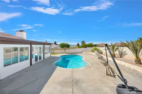 Exterior - 16258 Chiwi, Apple Valley, CA 92307 photo 3 of 10