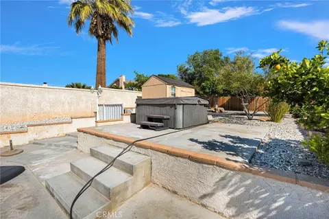 Exterior - 16258 Chiwi, Apple Valley, CA 92307 photo 8 of 10