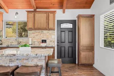 Entry Way - 5243 Desert Vw, Wrightwood, CA 92397 photo 1 of 1
