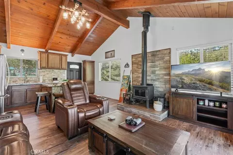 Living - 5243 Desert Vw, Wrightwood, CA 92397 photo 1 of 3