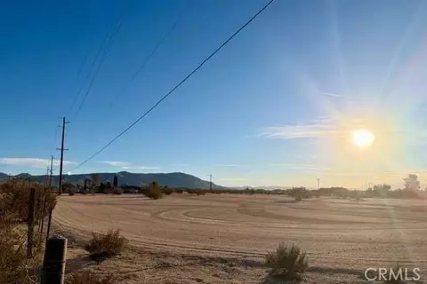 23585 Bear Vly, Apple Valley, CA 92308 photo 3