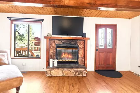 Living - 2015 Mojave Scenic, Wrightwood, CA 92397 photo 2 of 2