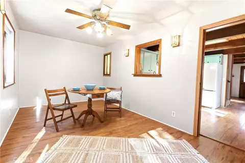 Dining - 2015 Mojave Scenic, Wrightwood, CA 92397 photo 2 of 2