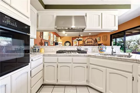 Kitchen - 18595 Verano, Hesperia, CA 92345 photo 3 of 5