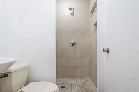 Bath - 13114 Choco, Apple Valley, CA 92308 photo 5 of 11