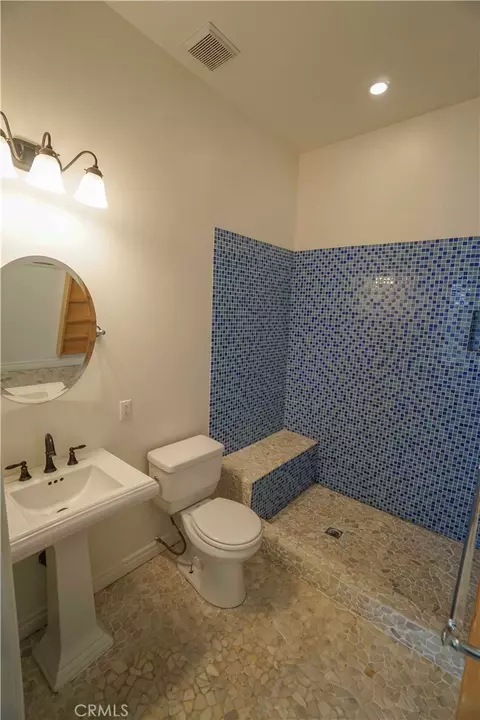 Bath - 14042 Estero, Victorville, CA 92392 photo 4 of 6