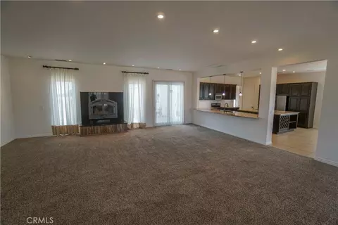 Living - 14042 Estero, Victorville, CA 92392 photo 7 of 9
