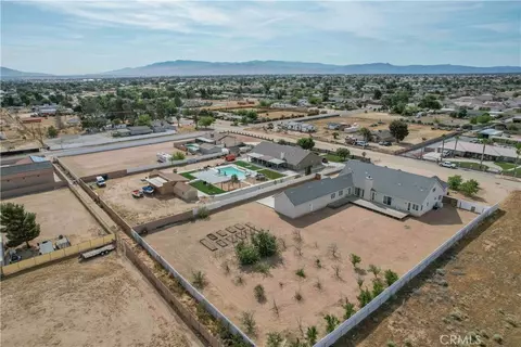 View/Area - 14042 Estero, Victorville, CA 92392 photo 4 of 6