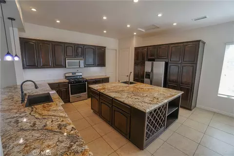 Kitchen - 14042 Estero, Victorville, CA 92392 photo 3 of 3
