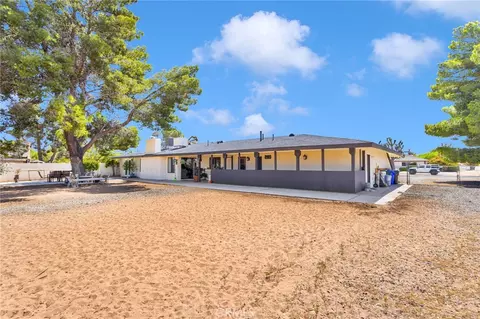 Exterior - 20360 Eyota, Apple Valley, CA 92308 photo 3 of 11