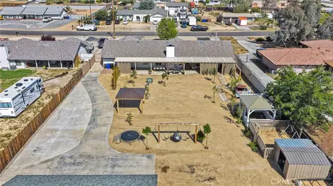 View/Area - 15454 Tuscola, Apple Valley, CA 92307 photo 5 of 7