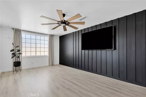 Living - 15454 Tuscola, Apple Valley, CA 92307 photo 6 of 6