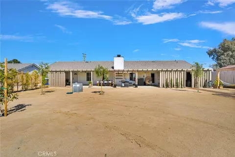 Exterior - 15454 Tuscola, Apple Valley, CA 92307 photo 11 of 21
