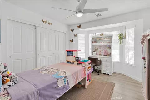 Bedroom - 15454 Tuscola, Apple Valley, CA 92307 photo 7 of 9