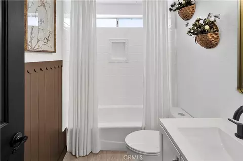 Bath - 15454 Tuscola, Apple Valley, CA 92307 photo 7 of 7