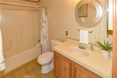 12133 Buttonwood, Phelan, CA 92371 photo 25