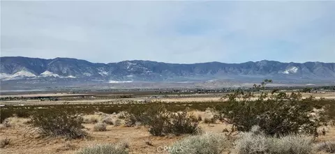 800 Stellar Rd, Lucerne Valley, CA 92356