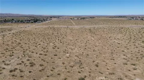 25 Aster, Adelanto, CA 92301 photo 13