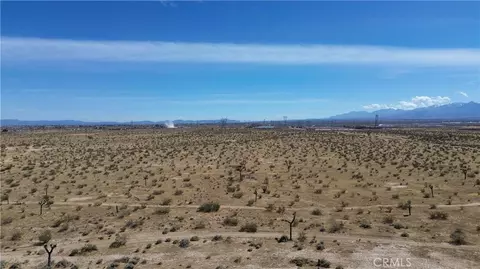 25 Aster, Adelanto, CA 92301 photo 4