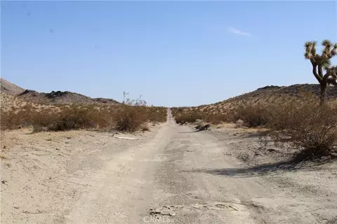 20 Skyranch Rd, Adelanto, CA 92301 photo 6