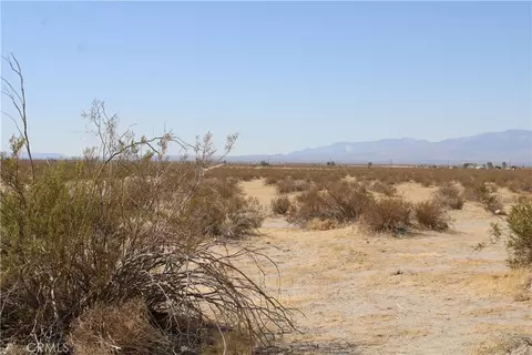 20 Skyranch Rd, Adelanto, CA 92301 photo 14