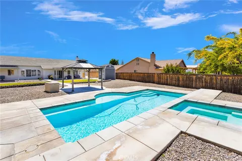 Exterior - 12784 Skyline Rnch, Apple Valley, CA 92308 photo 13 of 20
