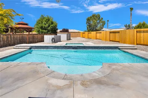 Exterior - 12784 Skyline Rnch, Apple Valley, CA 92308 photo 16 of 20