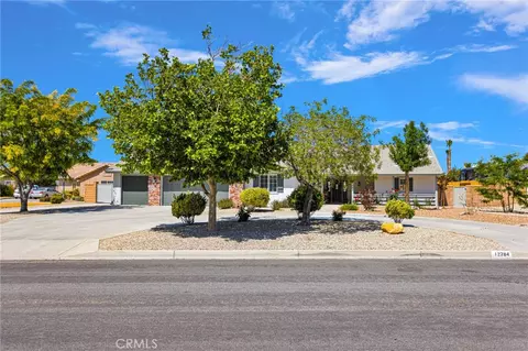 Exterior - 12784 Skyline Rnch, Apple Valley, CA 92308 photo 4 of 20