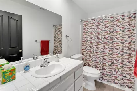 Bath - 12784 Skyline Rnch, Apple Valley, CA 92308 photo 5 of 5