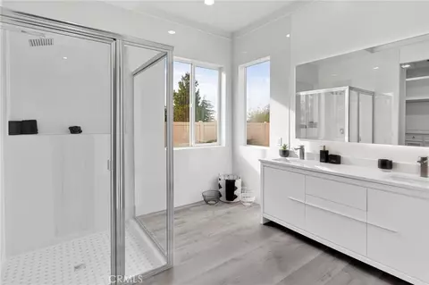 Bath - 10854 Aster, Apple Valley, CA 92308 photo 1 of 8