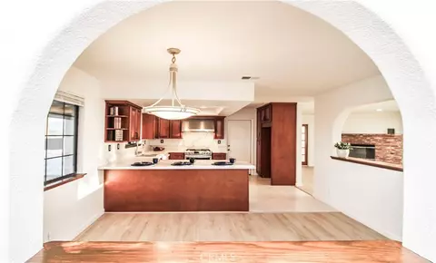Kitchen - 6736 Summit Vly, Hesperia, CA 92345 photo 1 of 5