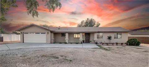 Exterior - 6736 Summit Vly, Hesperia, CA 92345 photo 2 of 3