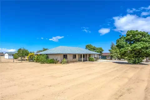 Exterior - 18236 Cherry St, Hesperia, CA 92345 photo 5 of 12