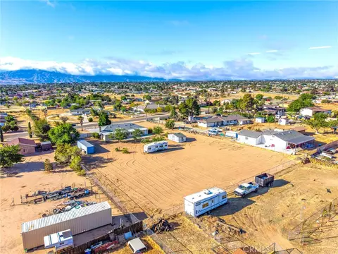 View/Area - 18236 Cherry St, Hesperia, CA 92345 photo 6 of 6