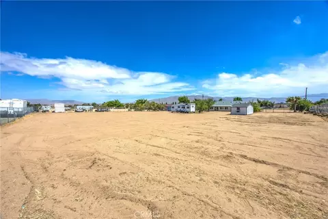 Other - 18236 Cherry St, Hesperia, CA 92345 photo 12 of 14