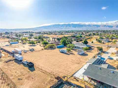 View/Area - 18236 Cherry St, Hesperia, CA 92345 photo 5 of 6