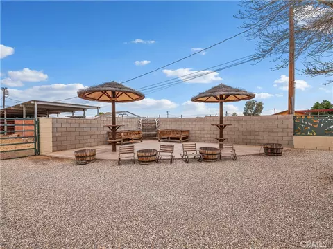 Exterior - 13991 Jicarilla Rd, Apple Valley, CA 92307 photo 2 of 12