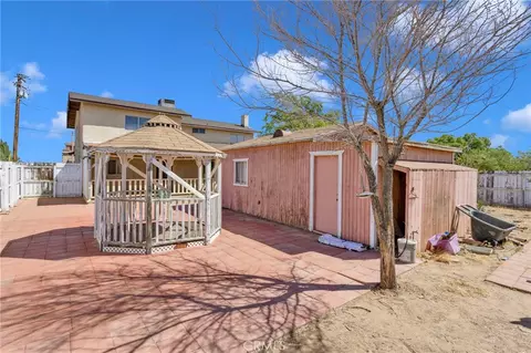 Exterior - 14637 Sequoia, Hesperia, CA 92345 photo 6 of 9