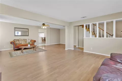 Living - 14637 Sequoia, Hesperia, CA 92345 photo 4 of 11