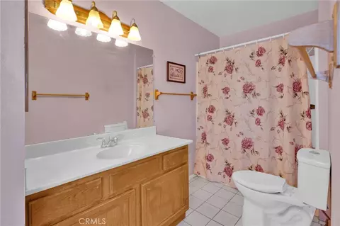 Bath - 14637 Sequoia, Hesperia, CA 92345 photo 2 of 4